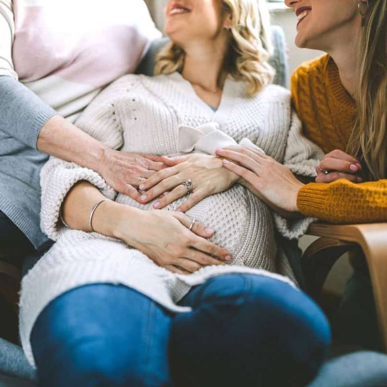 what-its-really-like-to-use-a-pregnancy-surrogate_feature-min cropped