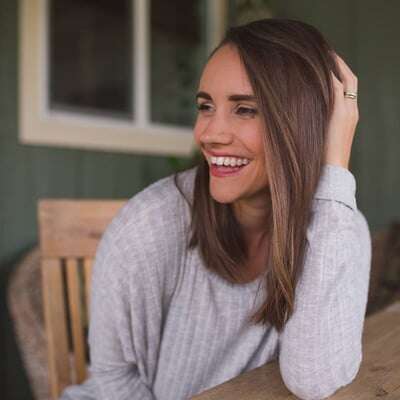 woman-smiling-candid-GHVBFVB-min cropped (2)